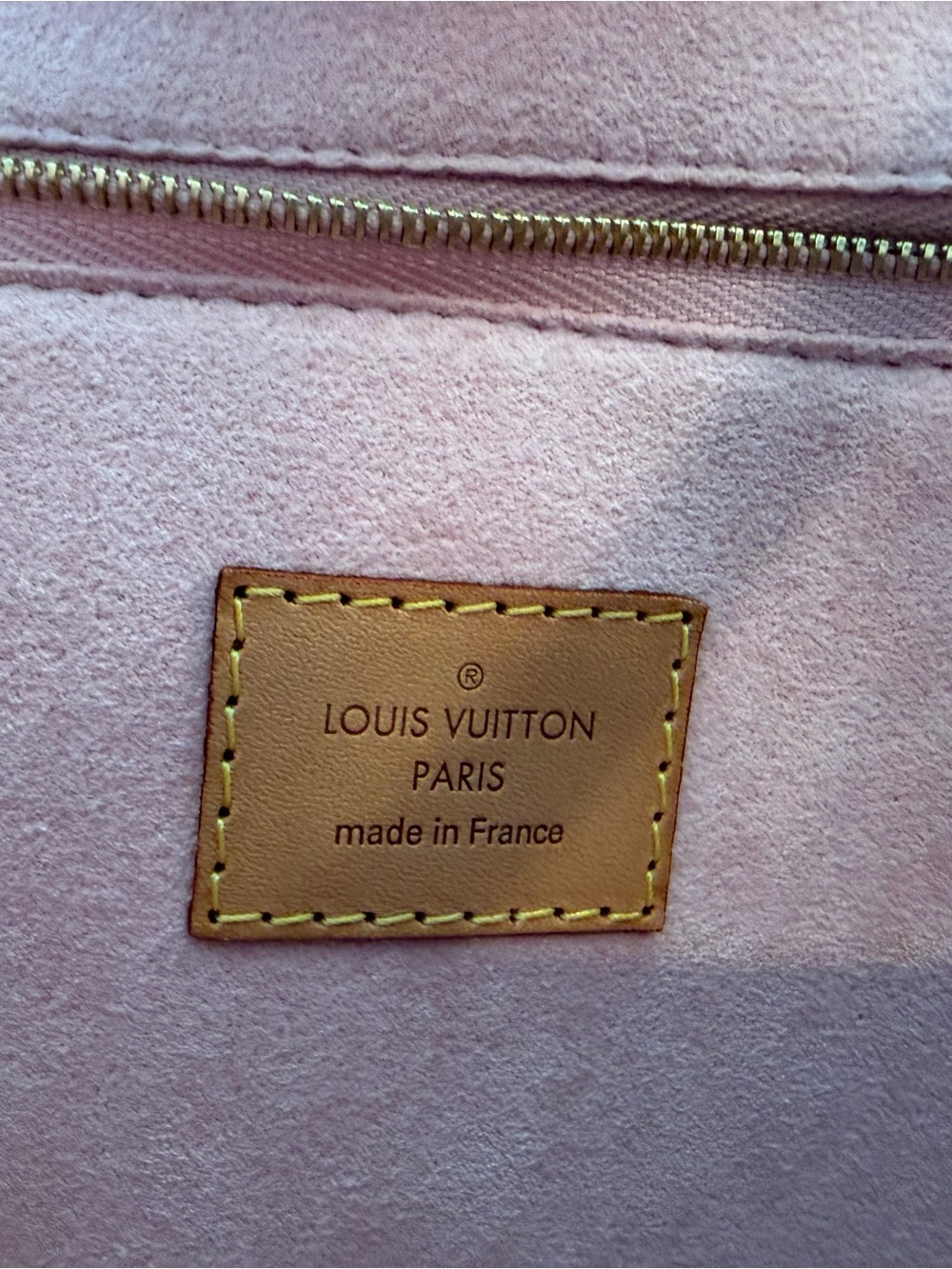 Louis Vuitton Propriano - Picture 9 of 14